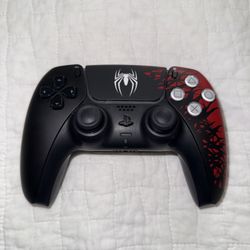 Spider-Man PS5 DualSense Controller – Limited Edition 🎮