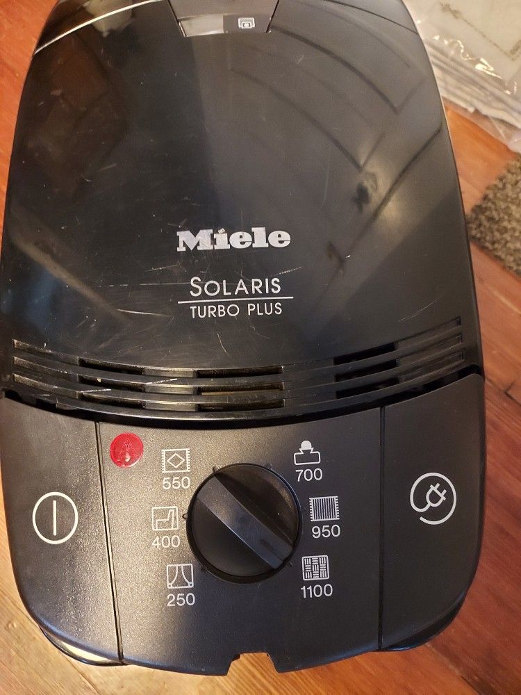 Miele Solaris S514 Electro Power Plus Compact With Hose Assembly Wand