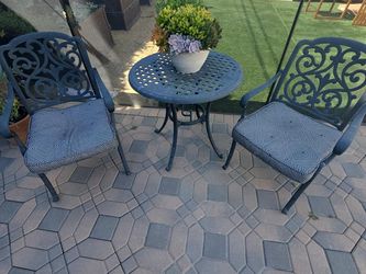 3 Piece Cast Aluminum Patio Bistro Set