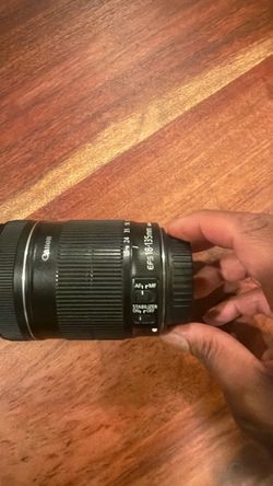 Canon EF-S 18-135mm Camera Lens