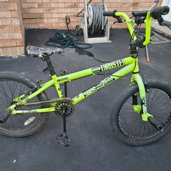 BmX Style 20in Bike