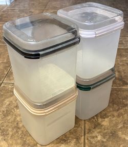 4 Tupperware Modular Mates 17 cup food storage containers