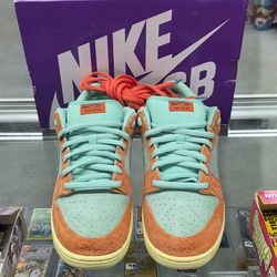 Nike SB Dunk Low Men's Size 13 Noise Aqua Emerald Rise Orange (DV5429-800)