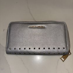 NWOT Badgley Mischka Metallic Silver Wallet with Gold Studded Accents