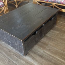 RESTORATION HARDWARE COFFEE TABLE