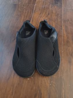 Women's shoes