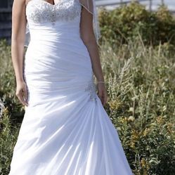 Brand New Never Worn Wedding Dress Size 20w
