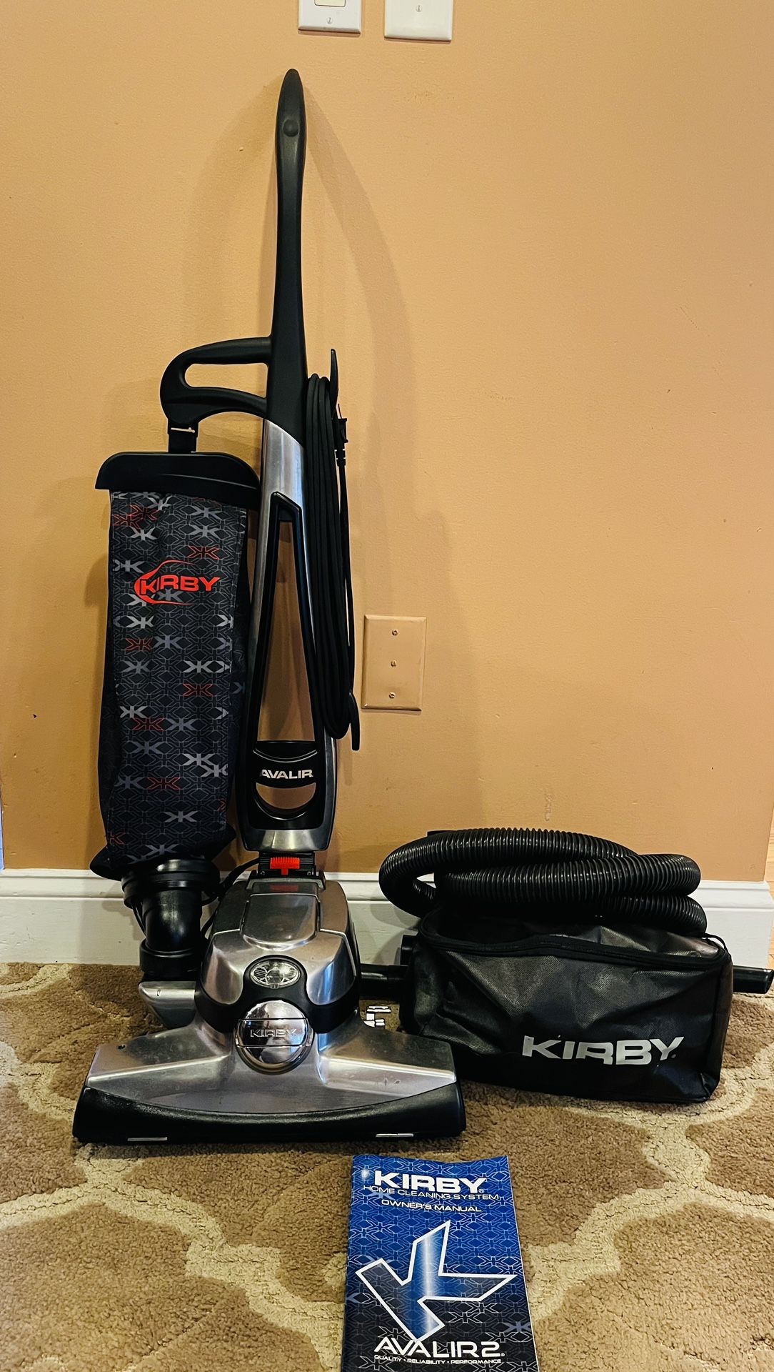 Kirby Avalir Vacuum Cleaner With Attachments