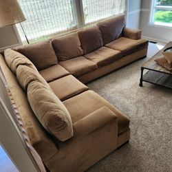 Sectional Couch With Delivery 