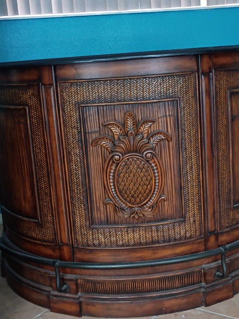 Home Bar Counter Black Marble Top Storage Shelves Half Moon Shapes 25' Moon 35' Tall