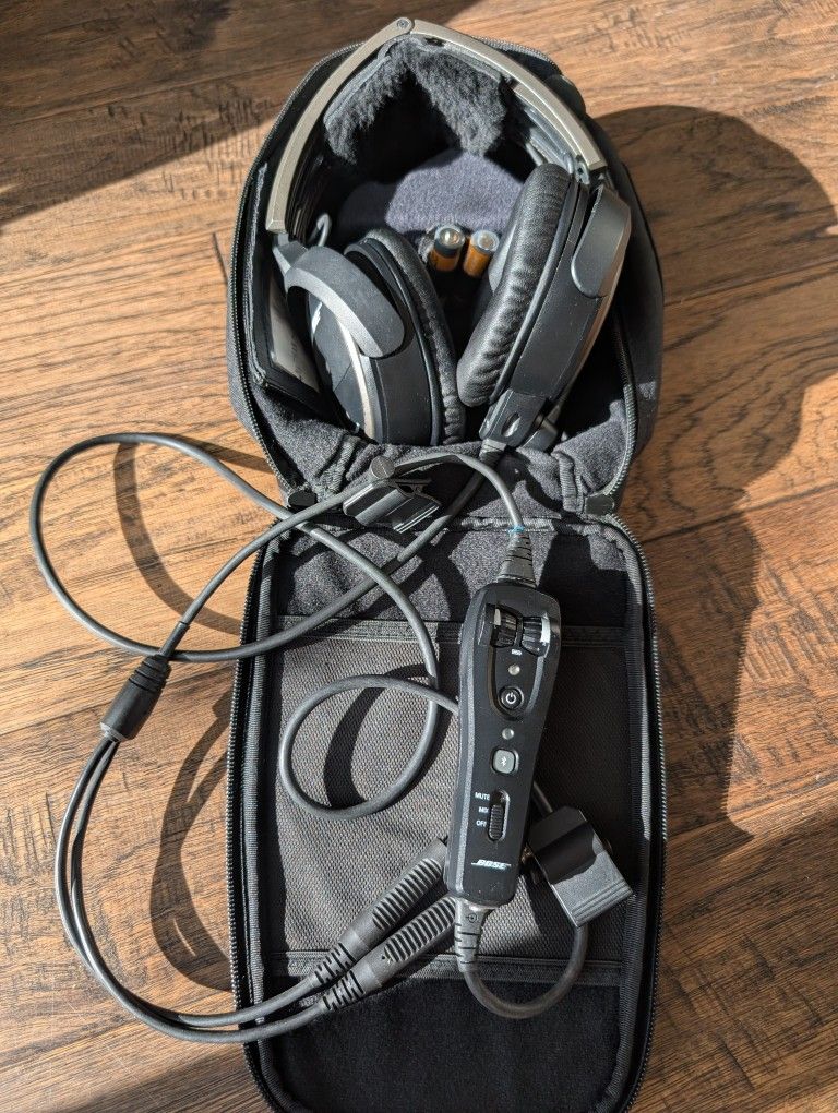 Heavily Used Bose A20 Dual plug Aviation Headset
