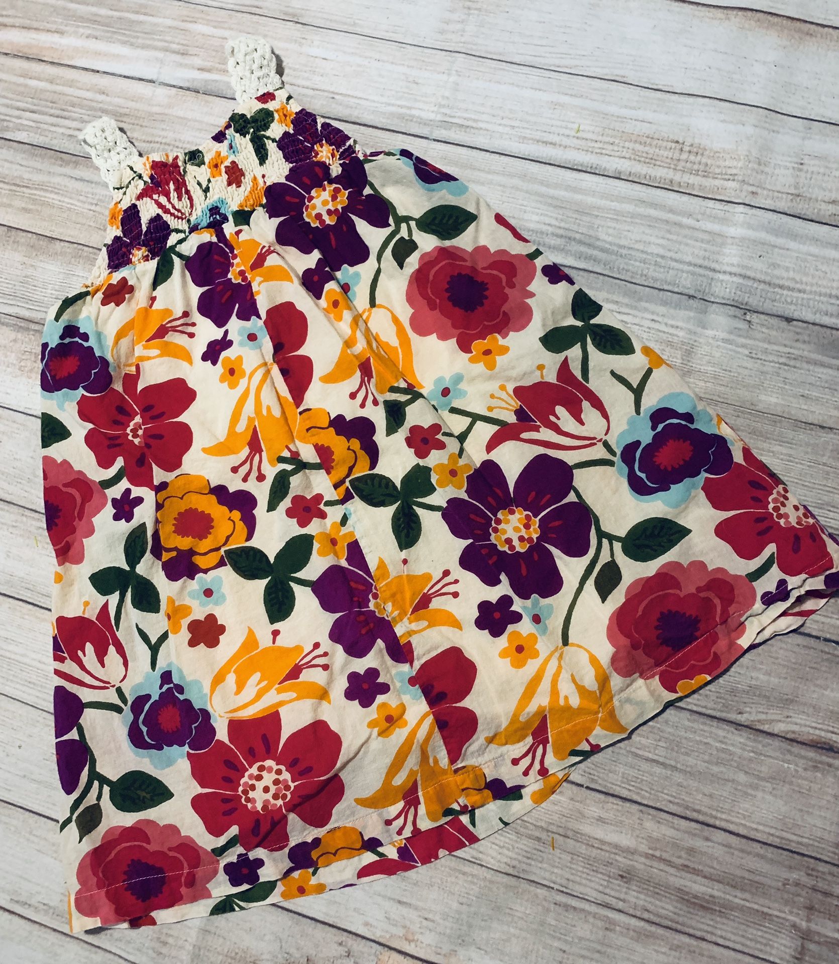 Beautiful Floral Crocheted Neck Dress - 5/6
