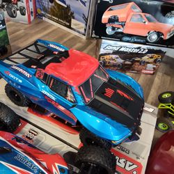 ARRMA RC Short Course Truck brushless electric brand new