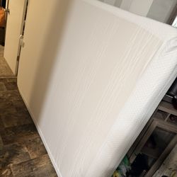 Queensize Memory Foam Mattress