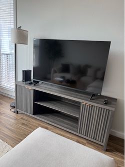 TV Console for Sale (Winter Park/ Maitland, FL)