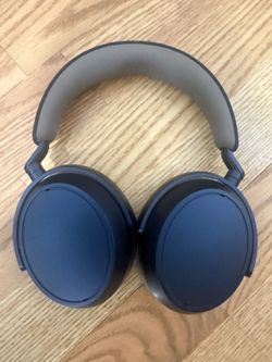 Sennheiser Momentum 4 Headphones