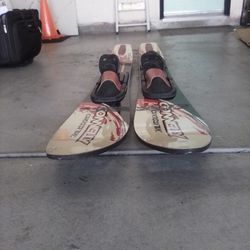 Water Skis