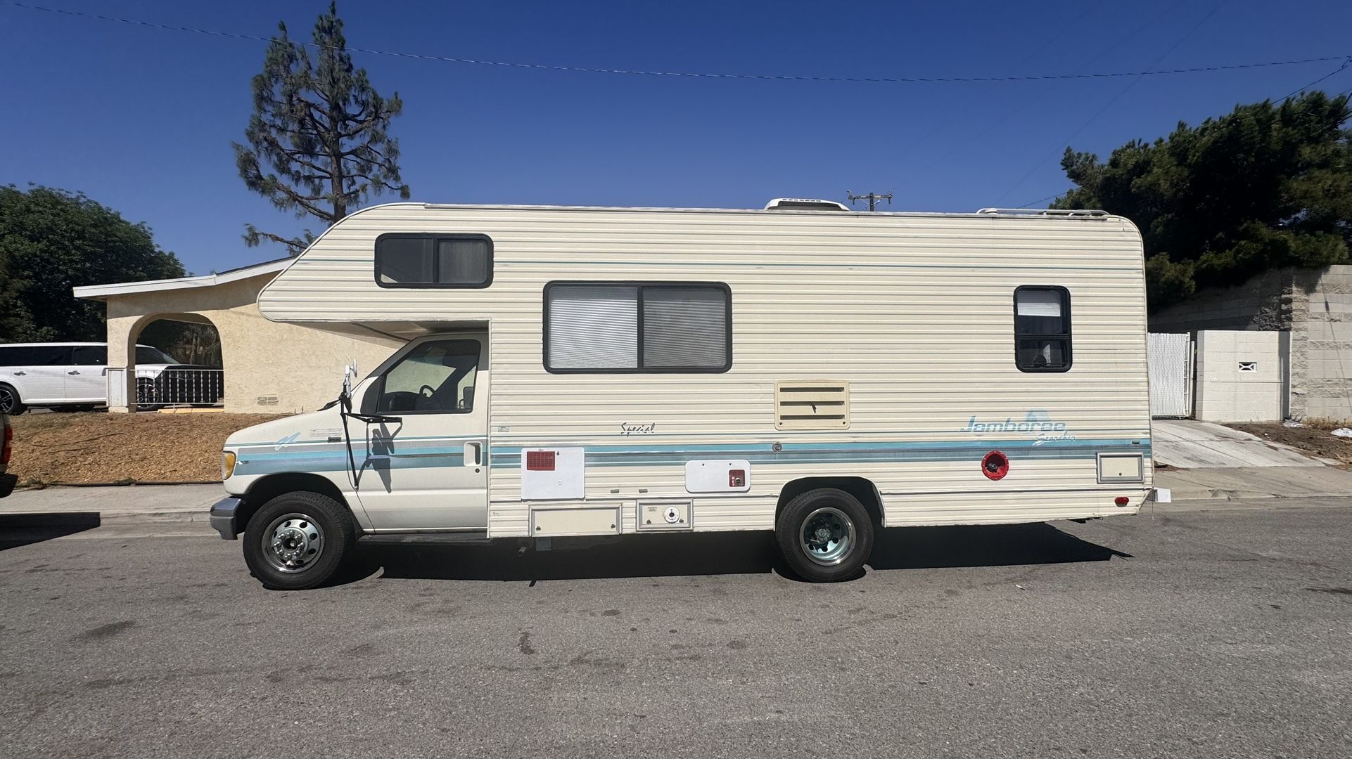 1992 Ford Jamboree