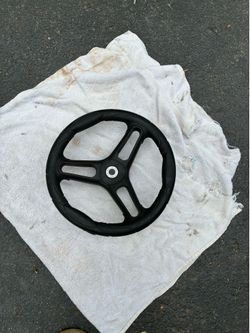 Lund steering wheel