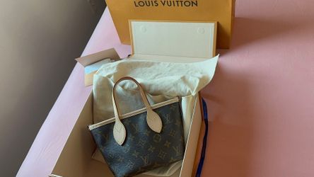 LV  Neverfull BB