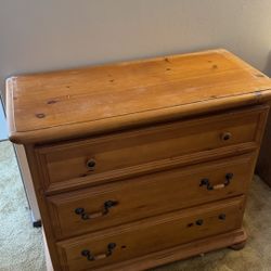 3 Drawers Dresser