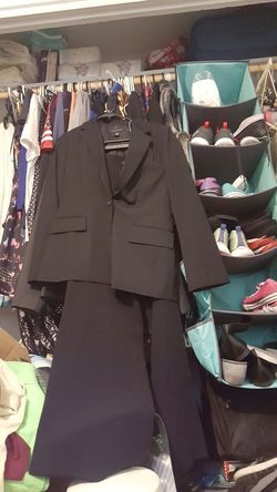 Banana Republic suit