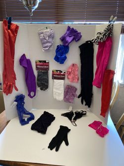 Gloves -16 pairs all one price