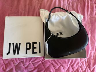 JW PEI BLACK LEATHER BAG