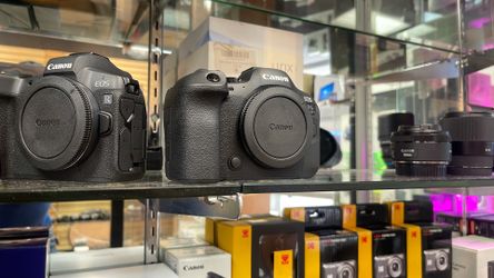 Canon R6 II open box