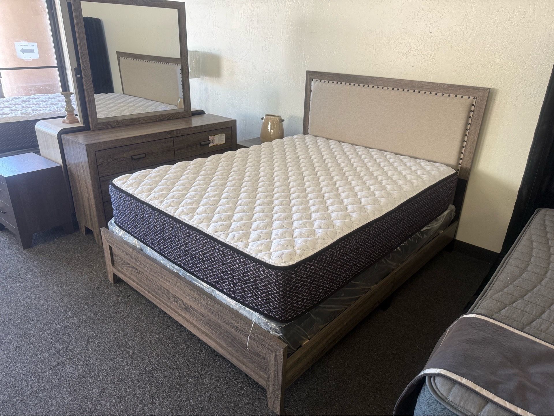 Queen bedroom set
