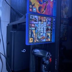 PS4 Slim Great Condition Works Perfectly
