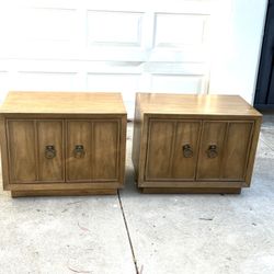 Pair Of Gorgeous Mcm Martinsville Nightstands 