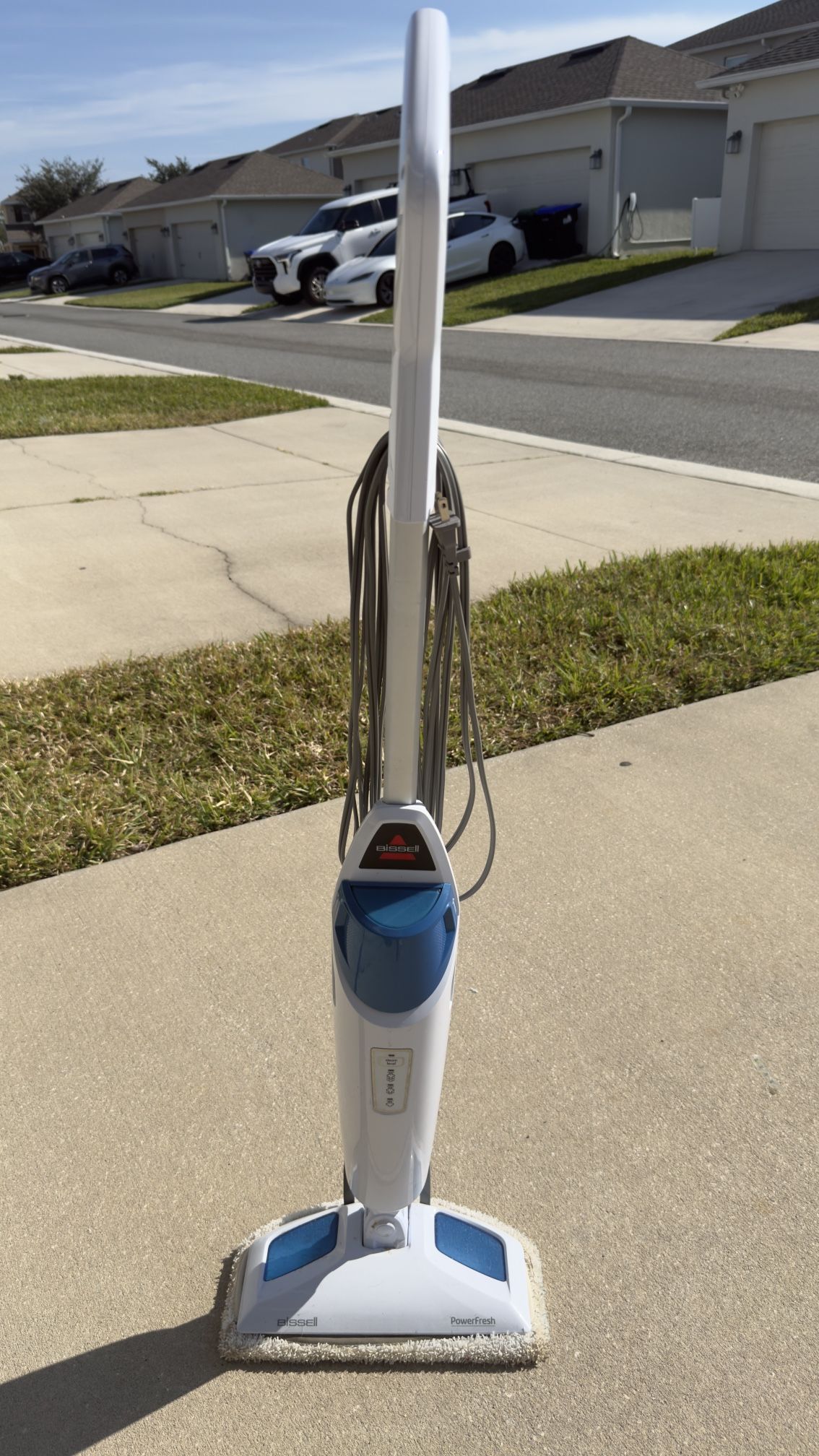Selling Bissell PowerFresh (steam mop)