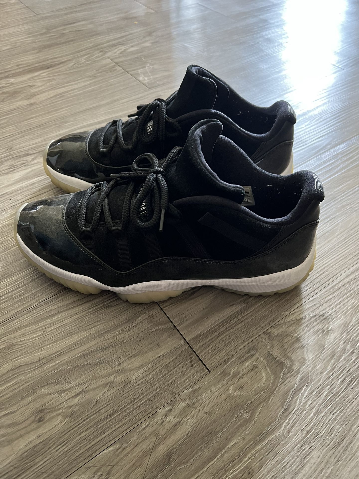 Jordan 11 low