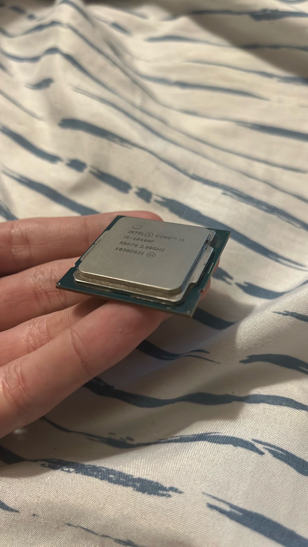 Intel i5-10400F