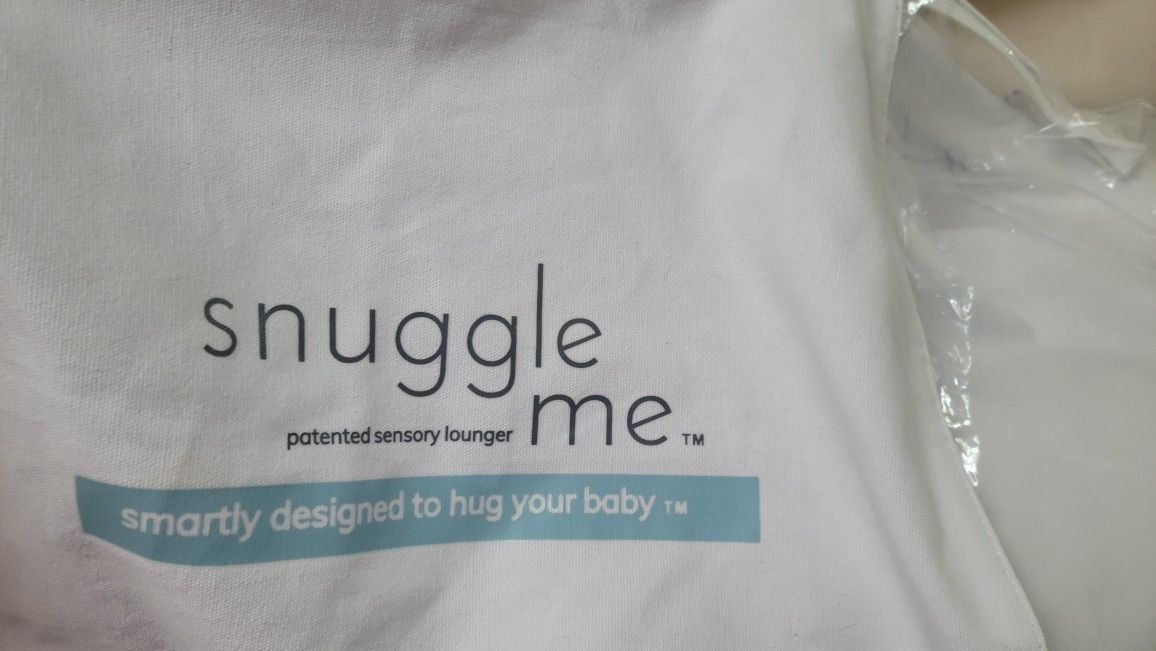 Organic Snuggle Me lounger $15