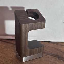DODOcase Wooden Apple Watch Charging Stand