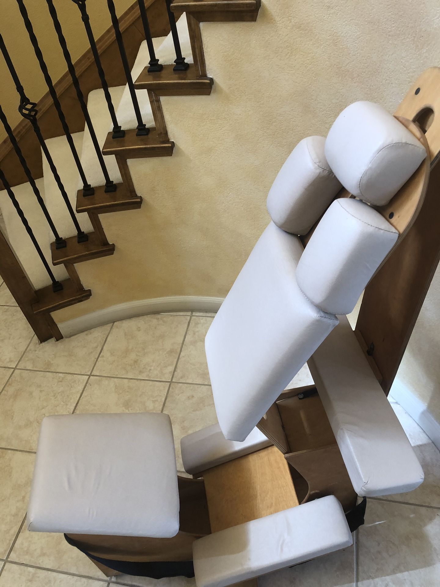 Chair massage for Sale in Folsom, CA OfferUp