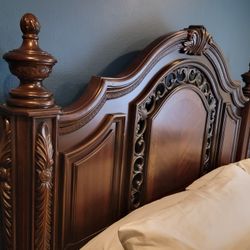 King Side Bedroom Set 