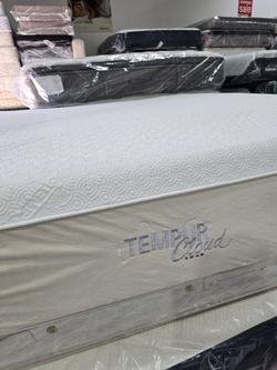 King Sizes Mattress And Box Spring Tempur-pedic 