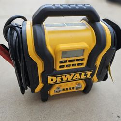 Dewalt Jump Starter With Digital Compressor 