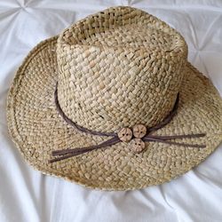 Cowgirl Straw Hat With Leather Strap Detail