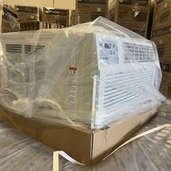 WINDOW AC WITH HEAT 12000 BTU 220 V PLUG 🔌 
