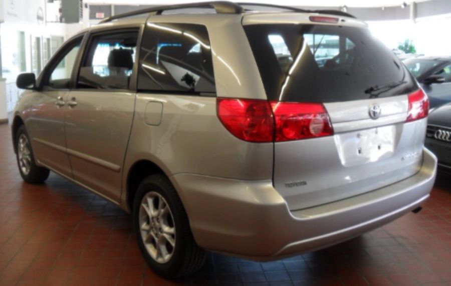 2006 Toyota Sienna 100k Miles