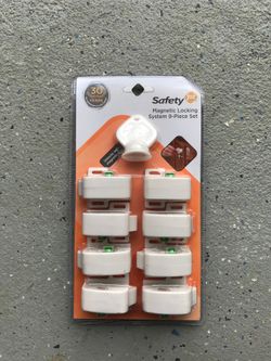 Baby locks magnetic
