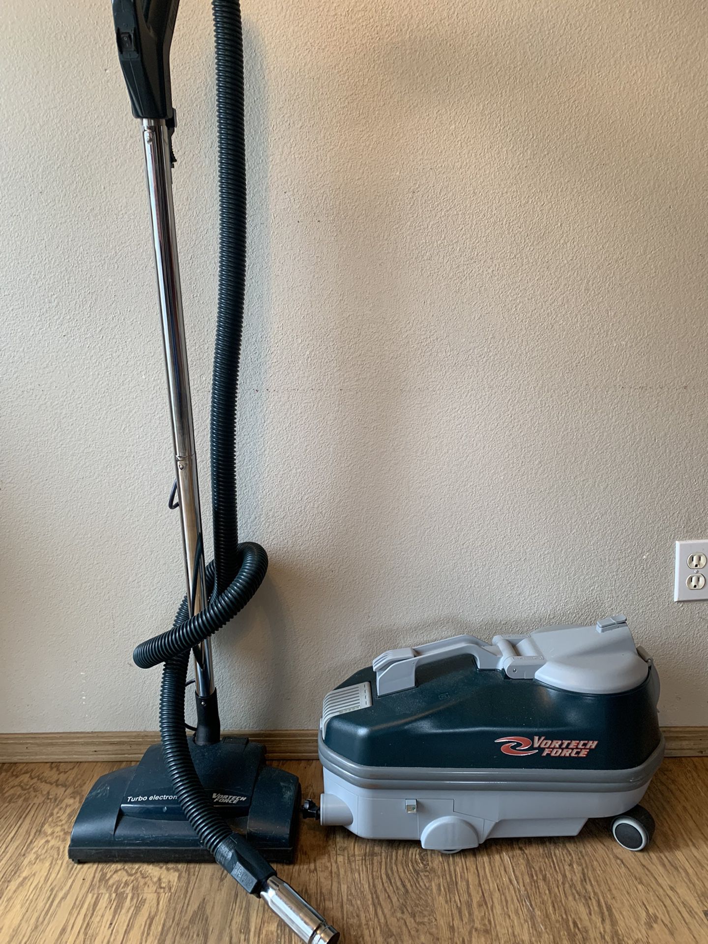 Vortech Force Canister Vacuum 