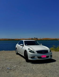 2013 Infiniti G37