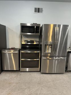 🔥 GE Kitchen Appliance Set – Ready for Your Home! 🔥