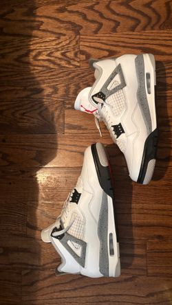 Air Jordan 4's Retro OG White Cement 2025