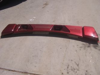 H2 Hummer. Center windshield wiper cowl